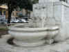 La fontanella laterale lato Tevere